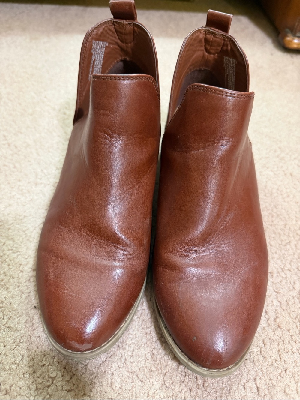 Universal Thread Womens 7.5 Brown Faux Leather Chelsea Ankle Boots Low Heel